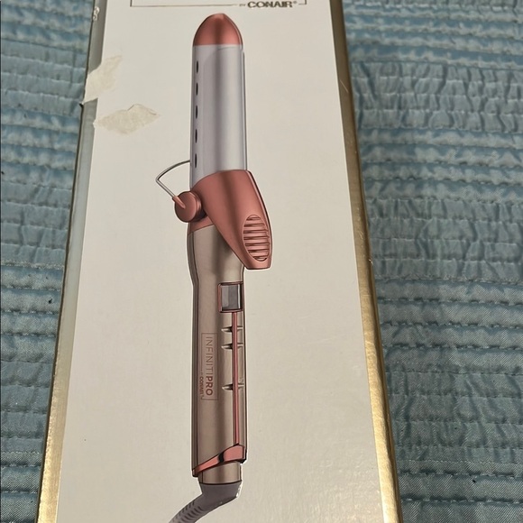 Rose Gold Curling Iron - Picture 3 of 5